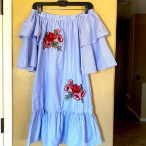 Small mini Off the shoulder flower stripe dress